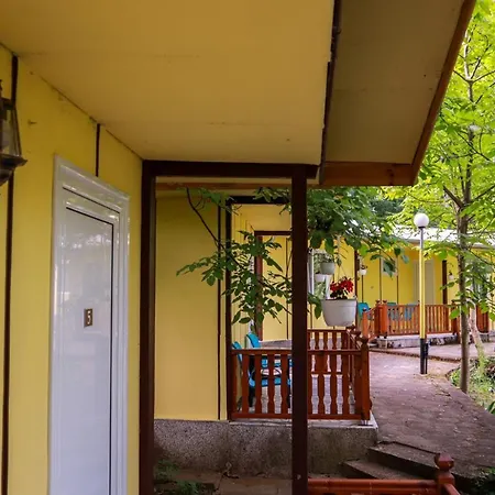 Affittacamere Peaceful And Tranquil Bungalow Retreat In Kamena Village Near Nature